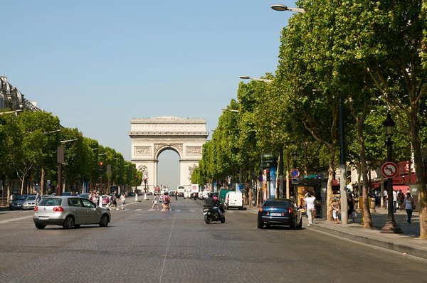 Location véhicule aix-en-provence : trouvez le véhicule idéal